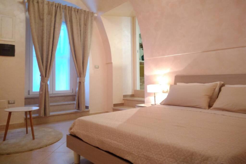 Domus Elegans In Centro Villa Manfredonia Eksteriør billede