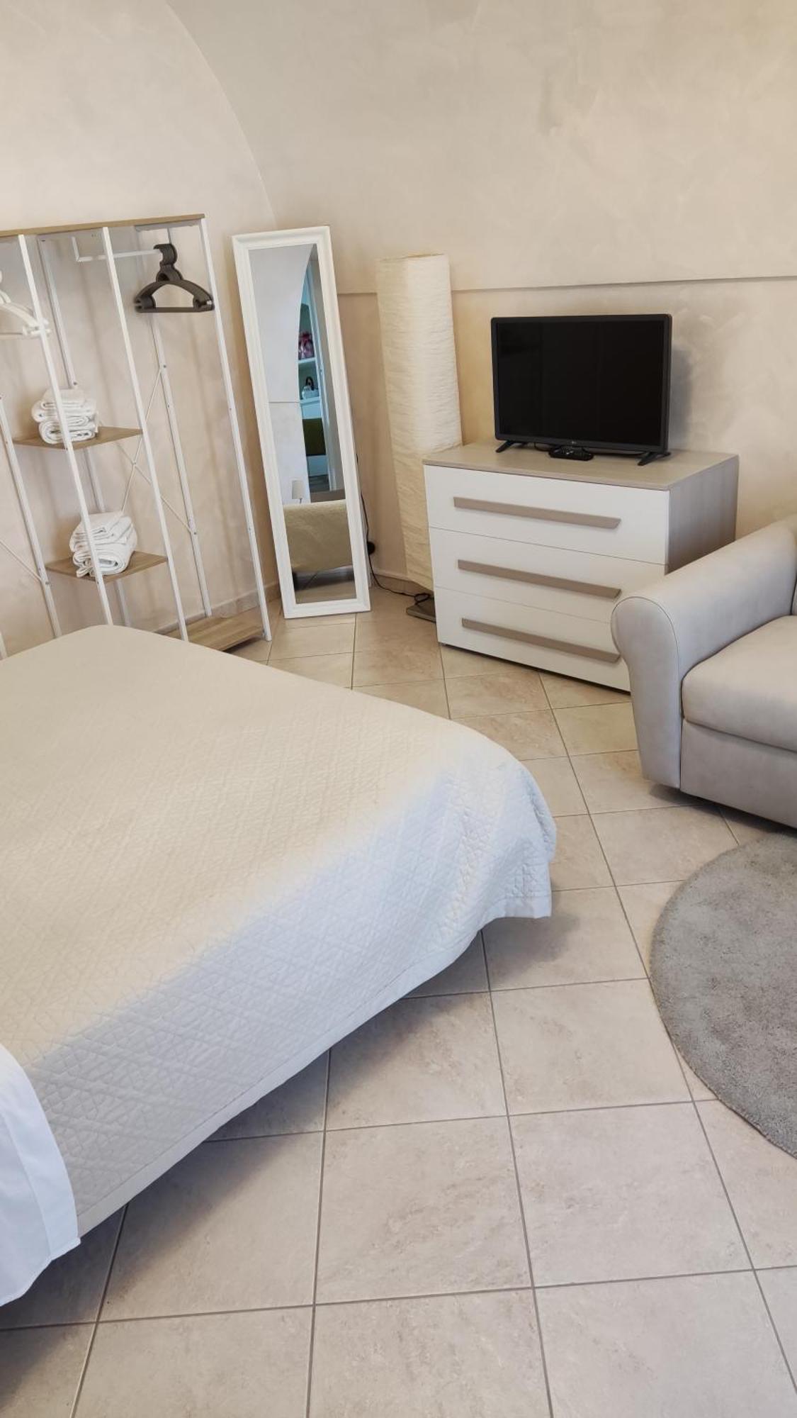 Domus Elegans In Centro Villa Manfredonia Eksteriør billede